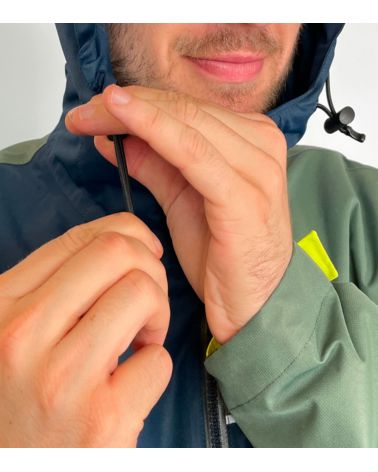 Mid-season/winter technical jacket with lining