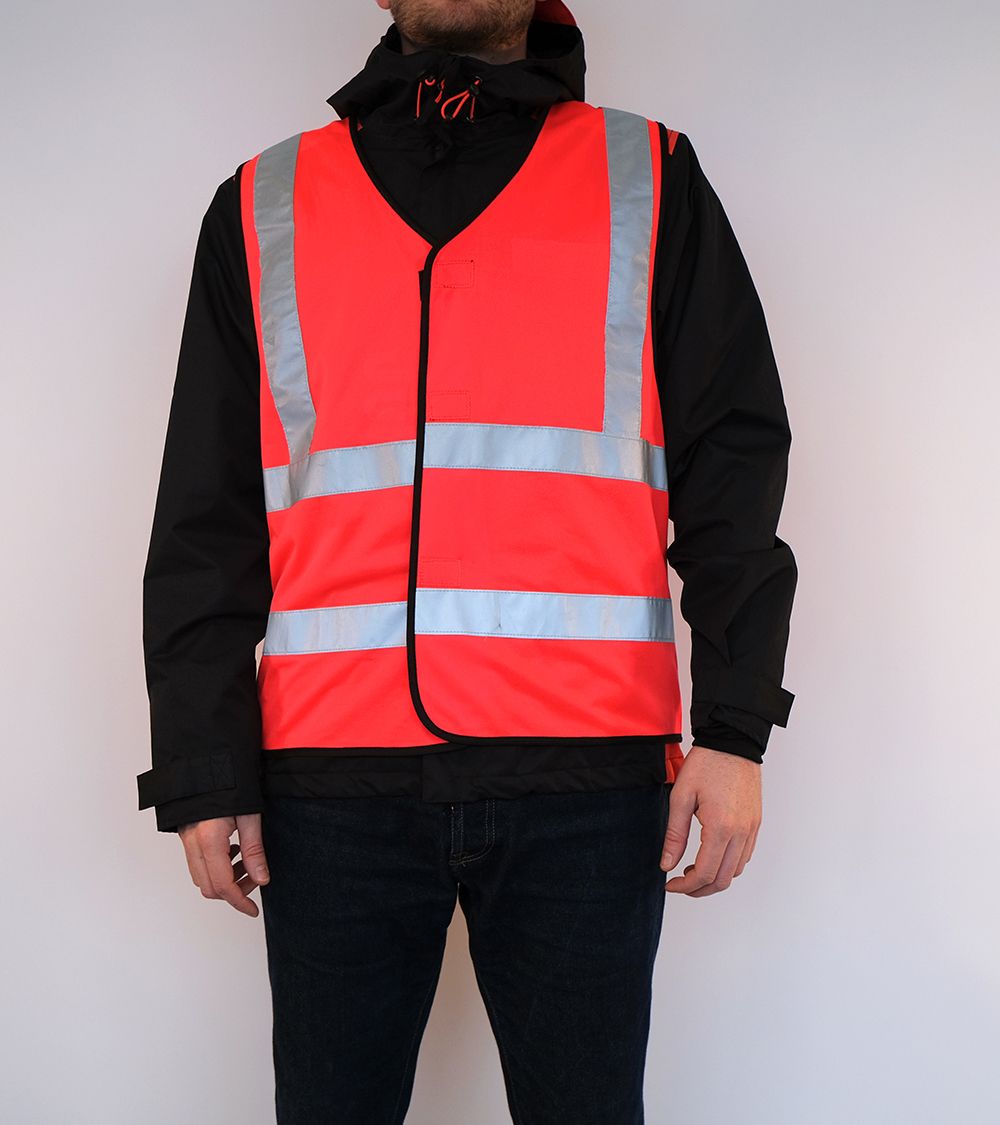 Veste with reflective bands 